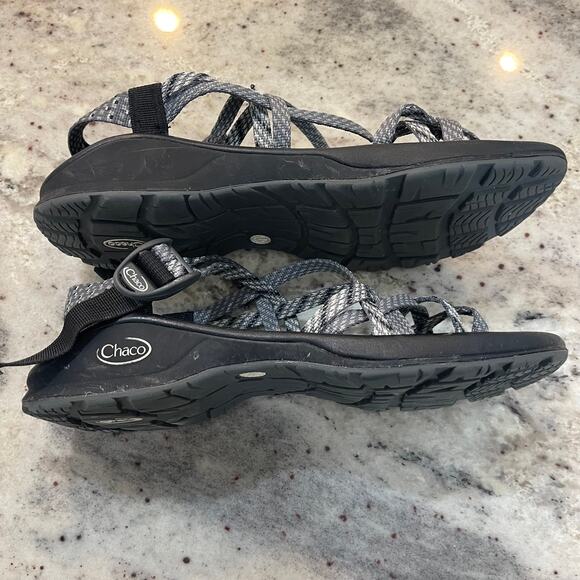 Chaco Woman’s Sandals 9 - Picture 2 of 5